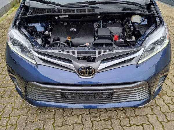 <span class="make">Toyota</span><br/> Sienna 3.5 V6 XLE Limited ACC RFK Leder – Bild 16