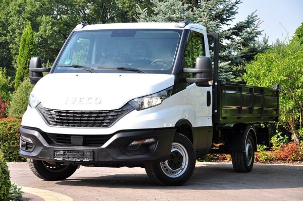 <span class="make">Iveco</span><br/> Daily Fahrgestell Einzelkabine Kipper