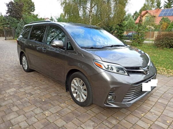 <span class="make">Toyota</span><br/> Sienna 3.5 V6 Limited AWD RFK Leder LPG – Bild 6