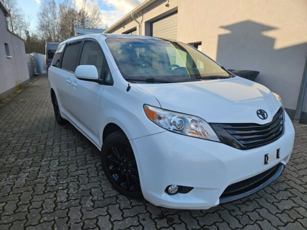 <span class="make">Toyota</span><br/> Sienna 3.5 V6 AWD XLE Leder RFK  AHK SWA – Bild 5