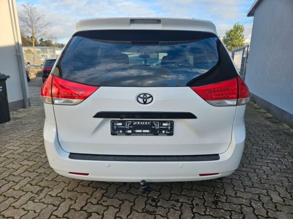 <span class="make">Toyota</span><br/> Sienna 3.5 V6 AWD XLE Leder RFK  AHK SWA – Bild 8