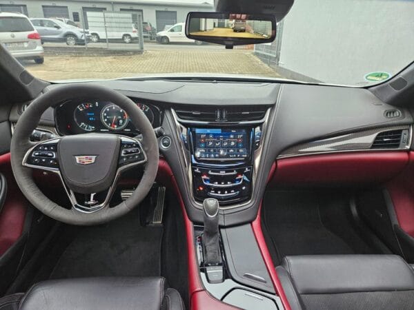 <span class="make">Cadillac</span><br/> CTS CTS-V Final Carbon Edition – Bild 12