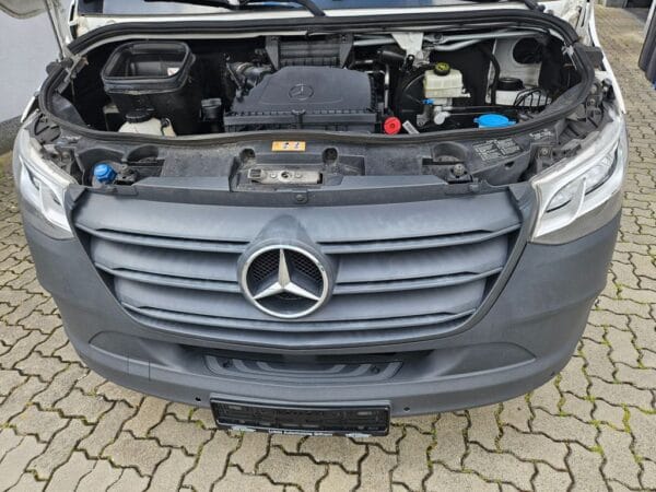 <span class="make">Mercedes-Benz</span><br/> Sprinter 314 CDI FWD L2 ACC RFK Navi SWA Alu – Bild 9