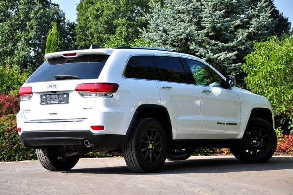 <span class="make">Jeep</span><br/> Grand Cherokee 3.6l V6 Limited Automatik – Bild 6
