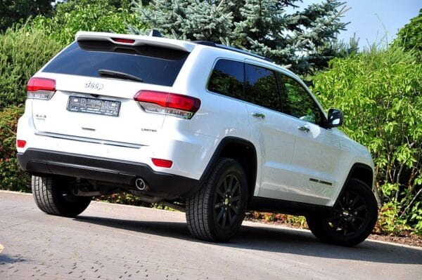 <span class="make">Jeep</span><br/> Grand Cherokee 3.6l V6 Limited Automatik – Bild 8