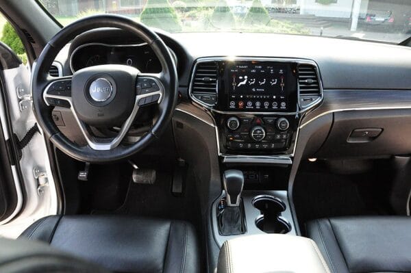 <span class="make">Jeep</span><br/> Grand Cherokee 3.6l V6 Limited Automatik – Bild 17