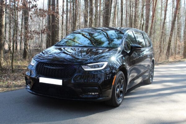 <span class="make">Chrysler</span><br/> Pacifica S HYBRID 3.6L 360 Kamera ACC SHA SWA – Bild 4