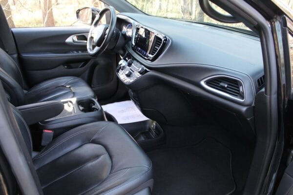 <span class="make">Chrysler</span><br/> Pacifica S HYBRID 3.6L 360 Kamera ACC SHA SWA – Bild 13