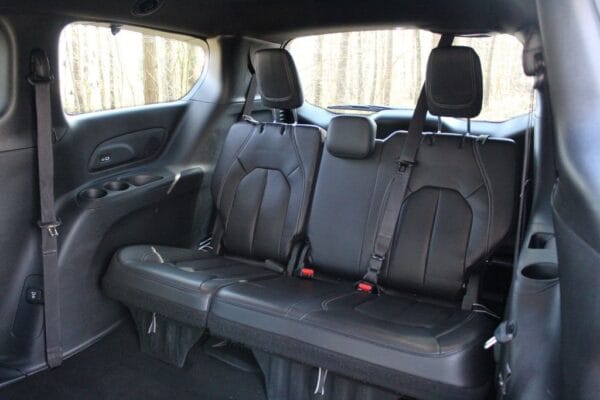 <span class="make">Chrysler</span><br/> Pacifica S HYBRID 3.6L 360 Kamera ACC SHA SWA – Bild 17