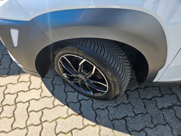 <span class="make">Hyundai</span><br/> Kona Style 2WD Navi  DAB SHA SWA HUD – Bild 10
