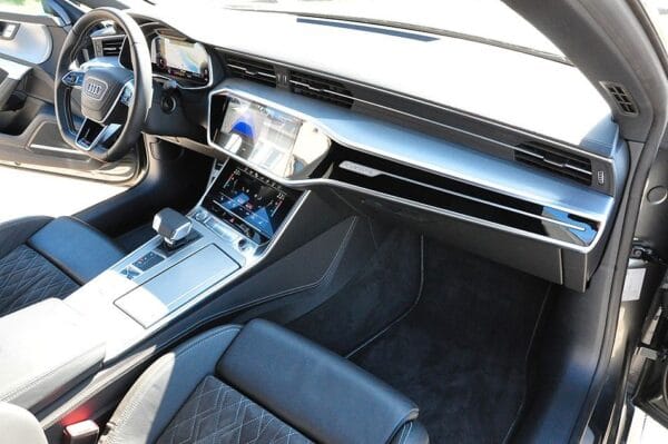 <span class="make">Audi</span><br/> A7 Sportback 50 TDI quattro S Line RFK Panorama – Bild 9