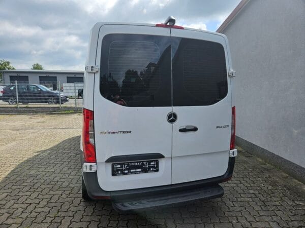 <span class="make">Mercedes-Benz</span><br/> Sprinter 314 CDI FWD L2 ACC RFK Navi SWA Alu – Bild 7