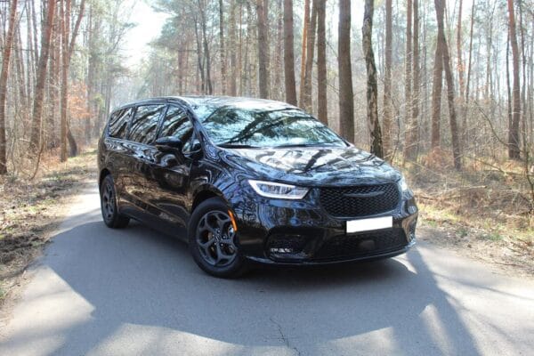 <span class="make">Chrysler</span><br/> Pacifica S HYBRID 3.6L 360 Kamera ACC SHA SWA – Bild 3