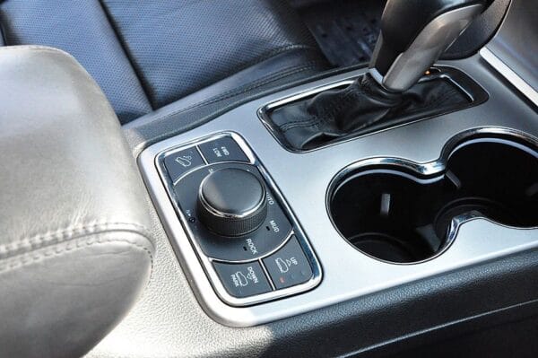 <span class="make">Jeep</span><br/> Grand Cherokee 5.7l V8 HEMI Automatik – Bild 13
