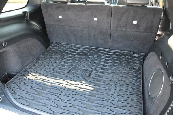 <span class="make">Jeep</span><br/> Grand Cherokee 5.7l V8 HEMI Automatik – Bild 21