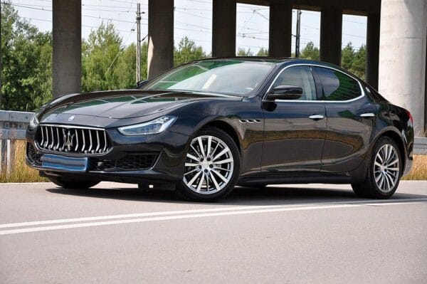 <span class="make">Maserati</span><br/> Ghibli – Bild 3