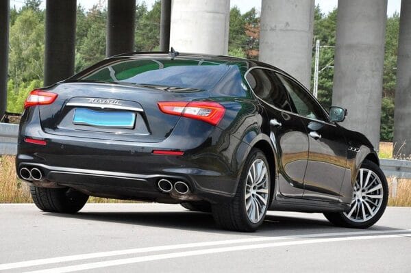 <span class="make">Maserati</span><br/> Ghibli – Bild 4