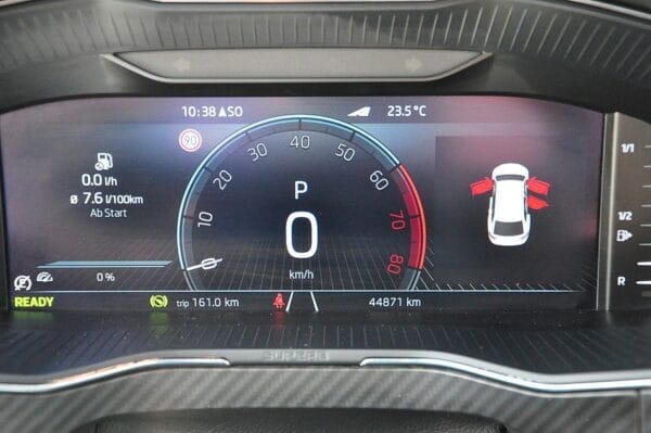 <span class="make">Skoda</span><br/> Superb Combi Sportline iV ACC RFK FPK Navi STH – Bild 9