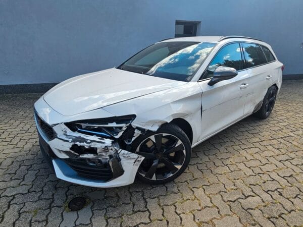 <span class="make">Cupra</span><br/> Leon 2.0 TSI RFK VK Navi – Bild 4
