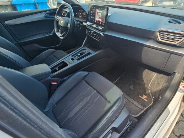 <span class="make">Cupra</span><br/> Leon 2.0 TSI RFK VK Navi – Bild 16