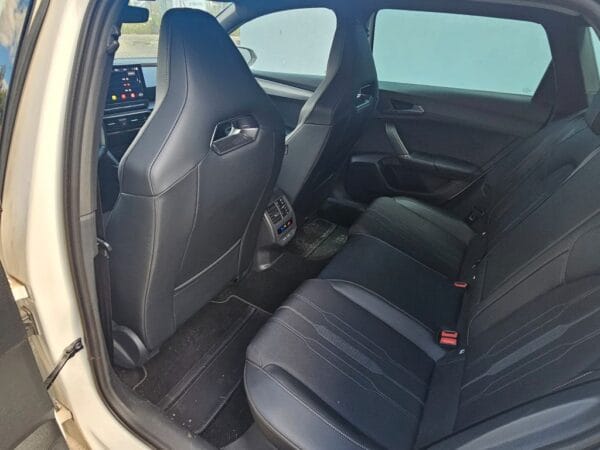 <span class="make">Cupra</span><br/> Leon 2.0 TSI RFK VK Navi – Bild 17