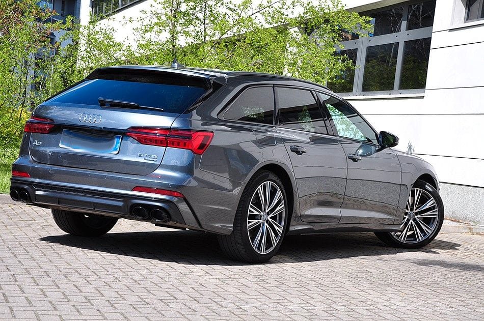 <span class="make">Audi</span><br/> A6 Avant 50 TDI quattro design RFK B&O S Line – Bild 8