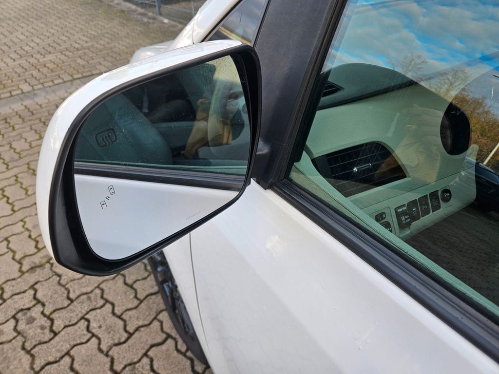 <span class="make">Toyota</span><br/> Sienna 3.5 V6 AWD XLE Leder RFK AHK SWA – Bild 9