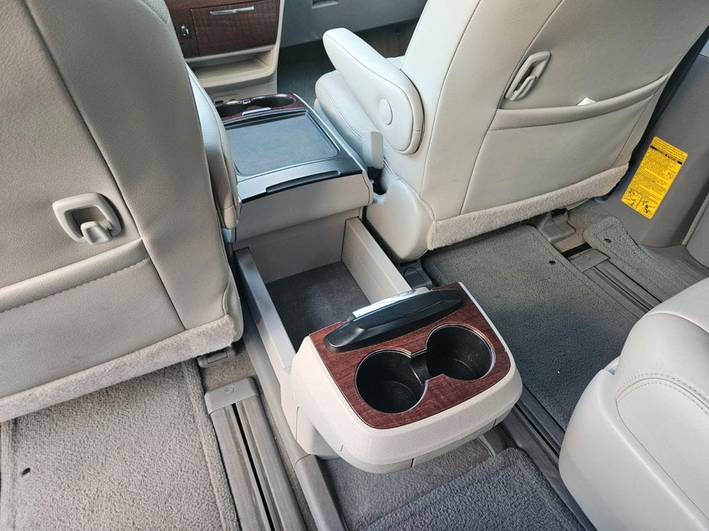 <span class="make">Toyota</span><br/> Sienna 3.5 V6 AWD XLE Leder RFK AHK SWA – Bild 17