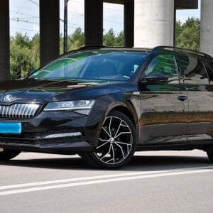 <span class="make">Skoda</span><br/> Superb Combi Sportline iV ACC RFK FPK Navi STH