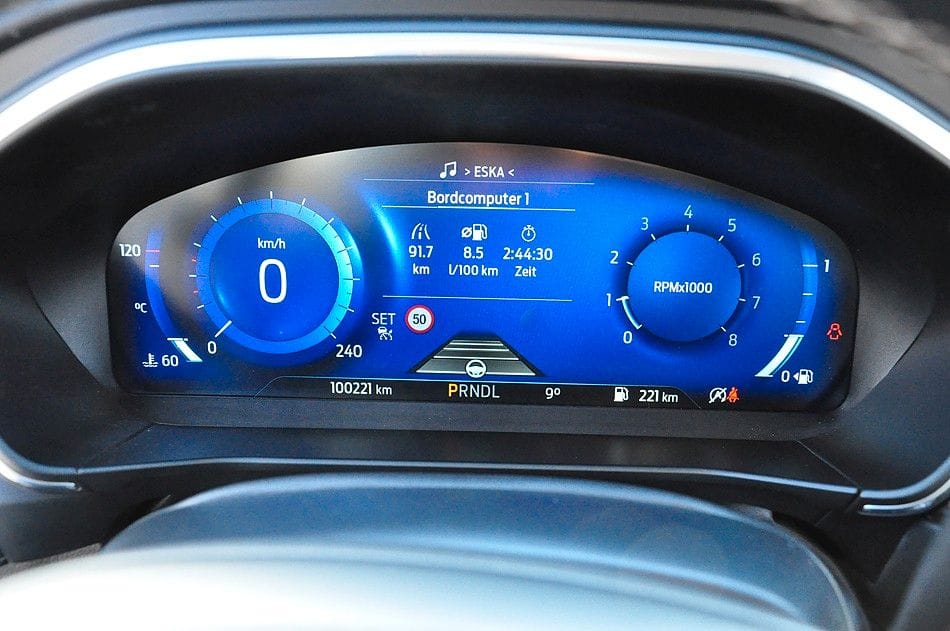 <span class="make">Ford</span><br/> Focus Turnier Vignale AHK RFK STH – Bild 19