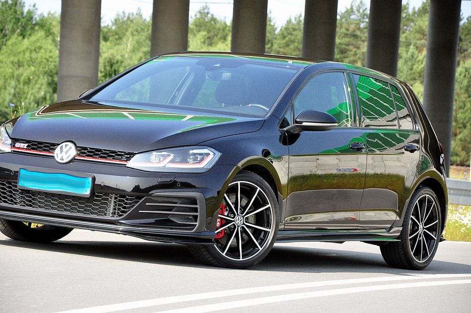<span class="make">Volkswagen</span><br/> Golf VII Lim. GTI TCR RFK