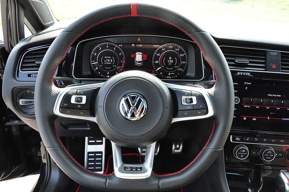 <span class="make">Volkswagen</span><br/> Golf VII Lim. GTI TCR RFK – Bild 10