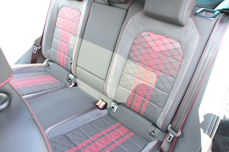 <span class="make">Volkswagen</span><br/> Golf VII Lim. GTI TCR RFK – Bild 18