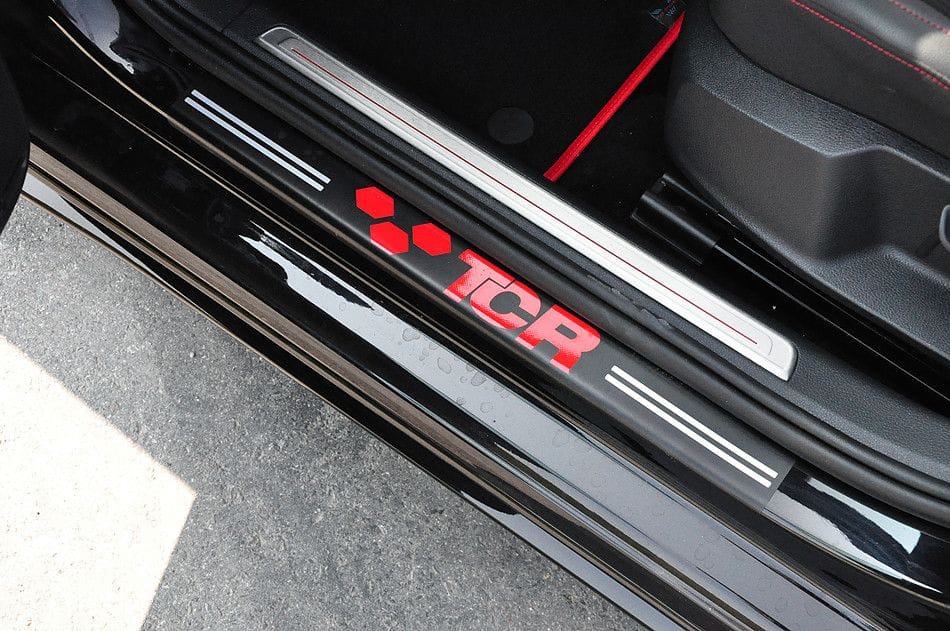 <span class="make">Volkswagen</span><br/> Golf VII Lim. GTI TCR RFK – Bild 19