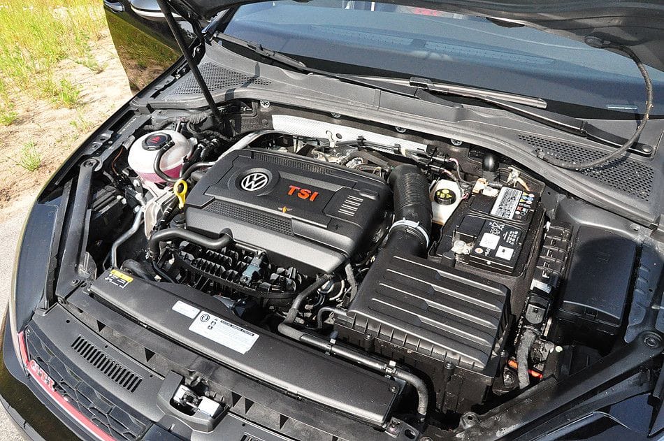 <span class="make">Volkswagen</span><br/> Golf VII Lim. GTI TCR RFK – Bild 20