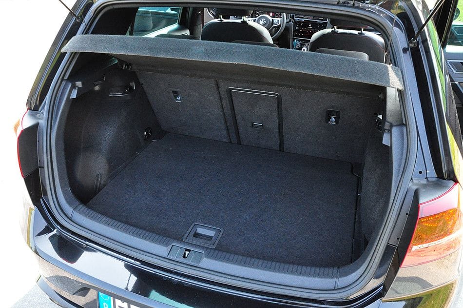 <span class="make">Volkswagen</span><br/> Golf VII Lim. GTI TCR RFK – Bild 21