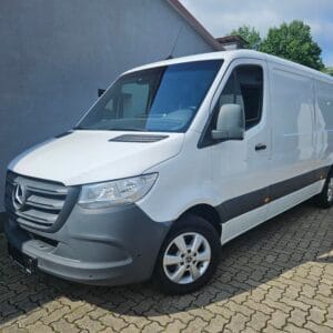 <span class="make">Mercedes-Benz</span><br/> Sprinter 314 CDI FWD L2 ACC RFK Navi SWA Alu
