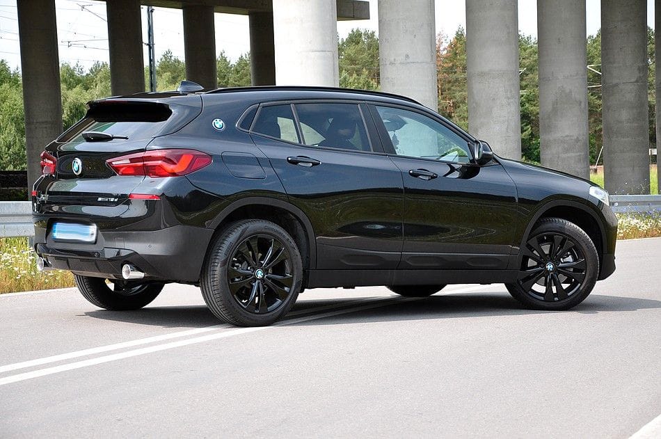 <span class="make">BMW</span><br/> X2 sDrive 18 d RFK Navi DAB Shadow-Line – Bild 11