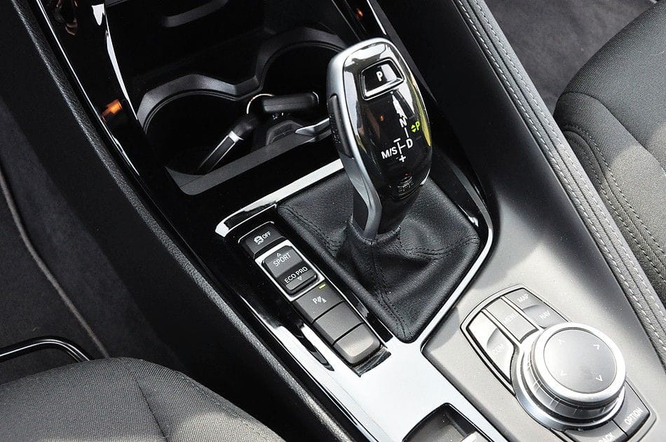 <span class="make">BMW</span><br/> X2 sDrive 18 d RFK Navi DAB Shadow-Line – Bild 20